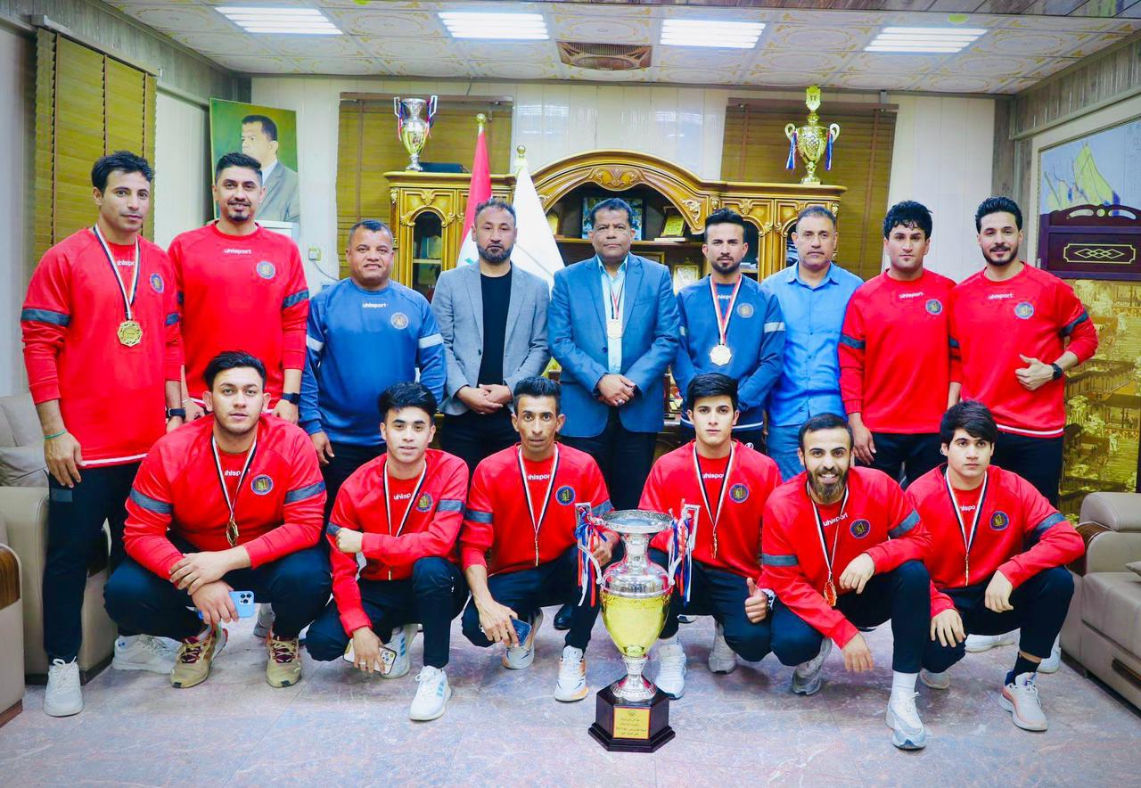 النجار يستقبل فريق مديرية بلدية البصرة بعد حصوله على المركز الأول على العراق في بطولة كأس العراق لكرة القدم “الصالات